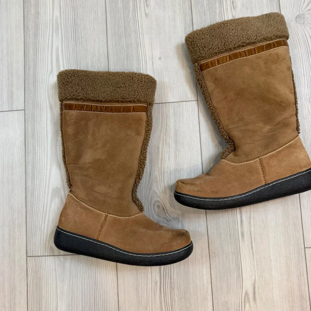 Lands End Womens Tan Suede Faux Shearling Lined Tall Winter Boots Size 8B 176999